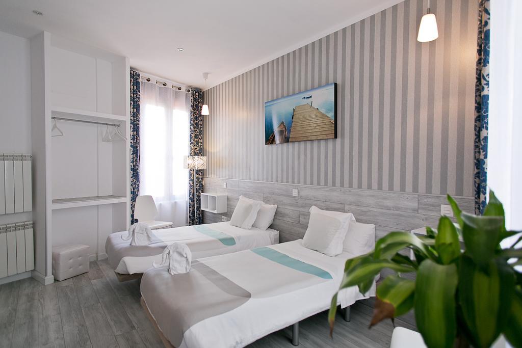 Hostal Main Street Μαδρίτη Δωμάτιο φωτογραφία